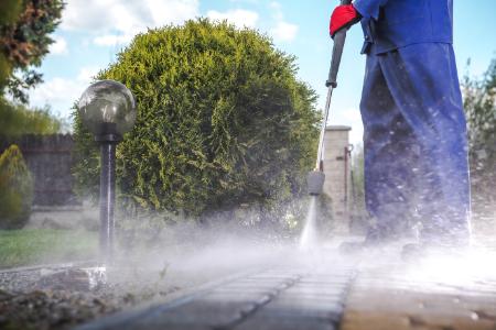 Why You Should Leave Pressure Washing To The Pros